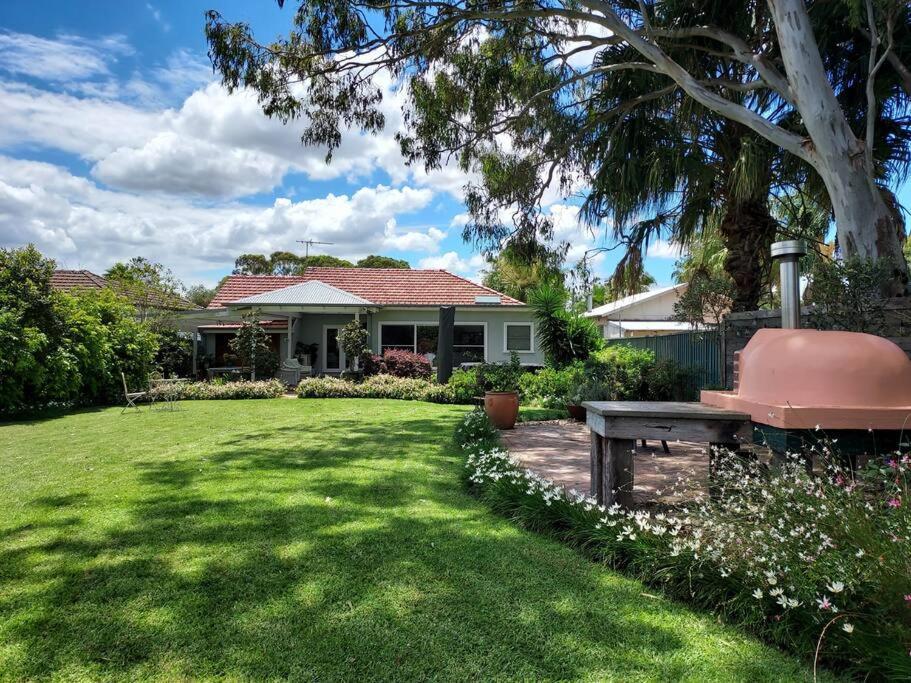Garden Of Eden Boutique And Doonside